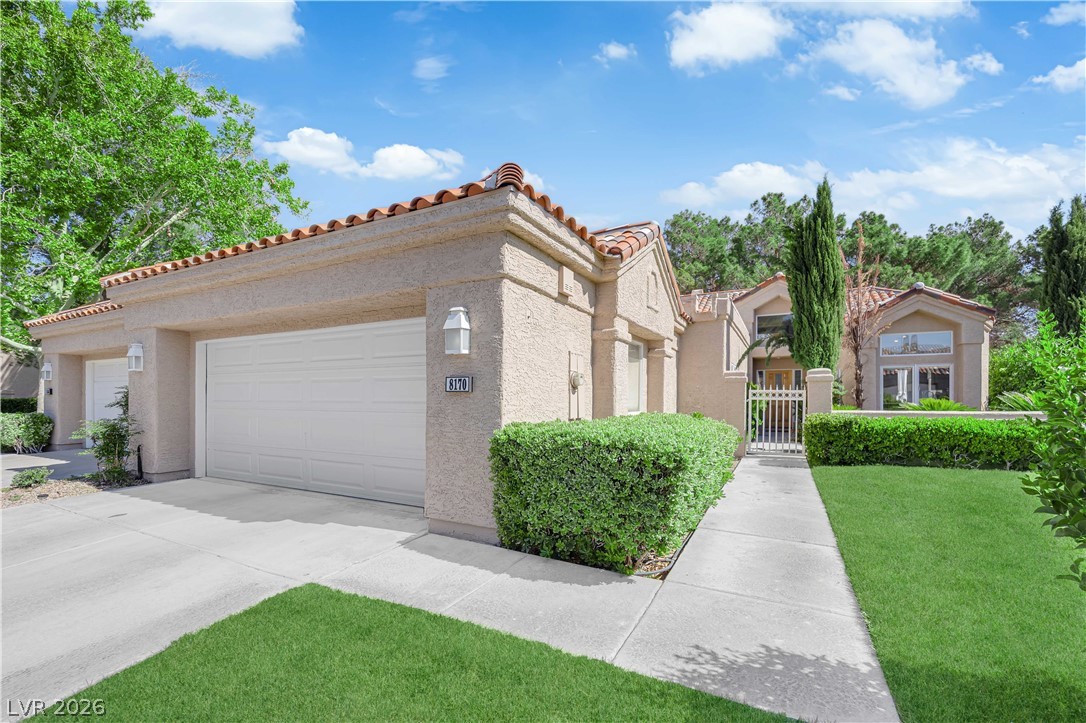 8170 Round Hills Circle, Las Vegas 89113