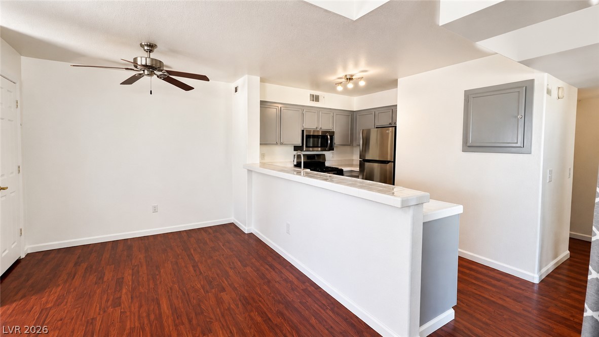 Photo 3 of 2251 Wigwam Parkway #925