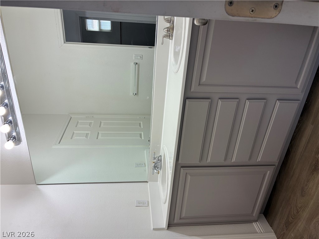 Photo 2 of 4432 Mount Penteli Avenue