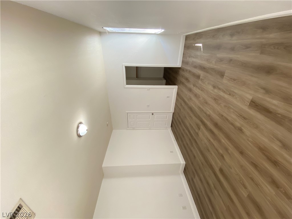 Photo 30 of 33, 4432 Mount Penteli Avenue