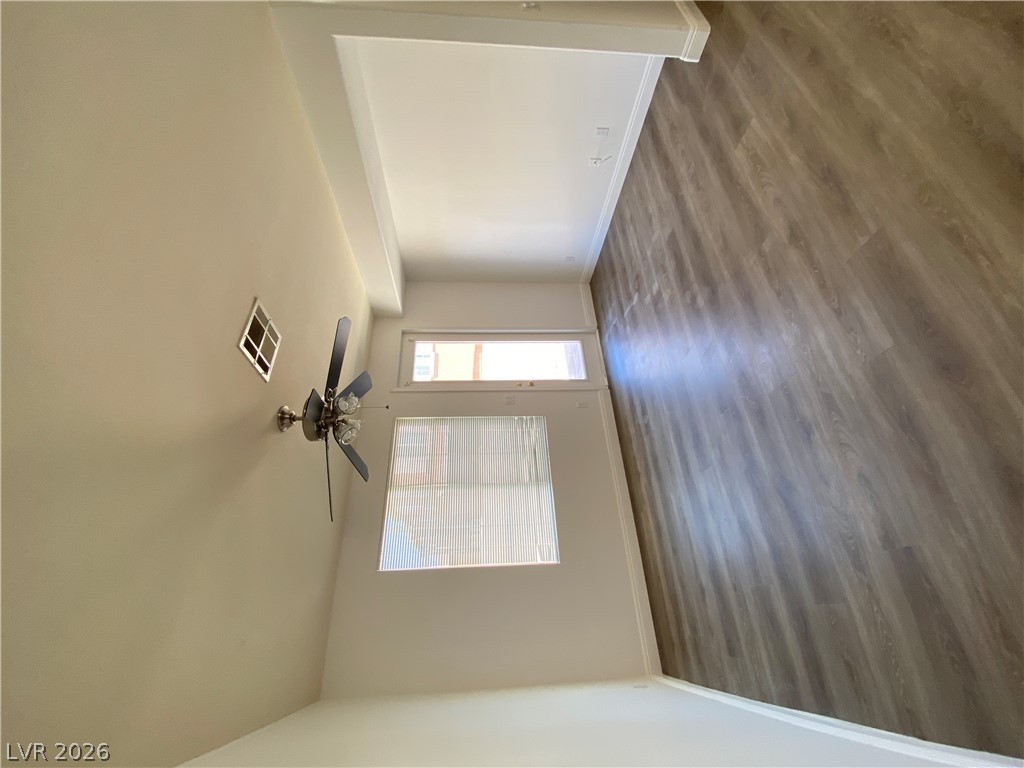 Photo 9 of 33, 4432 Mount Penteli Avenue