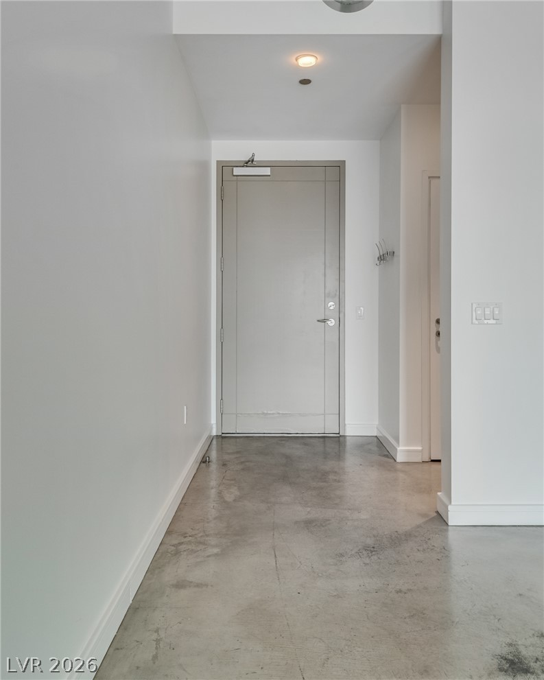 Photo 3 of 200 HOOVER Avenue #1802