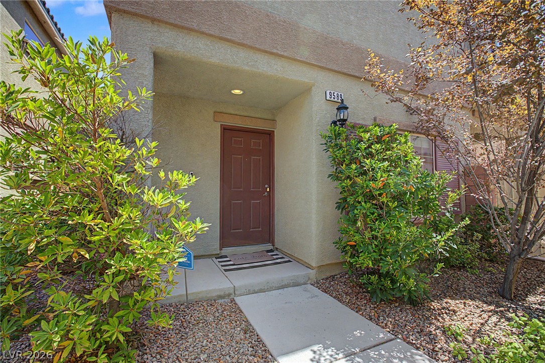 Photo 4 of 9589 Greensburg Avenue
