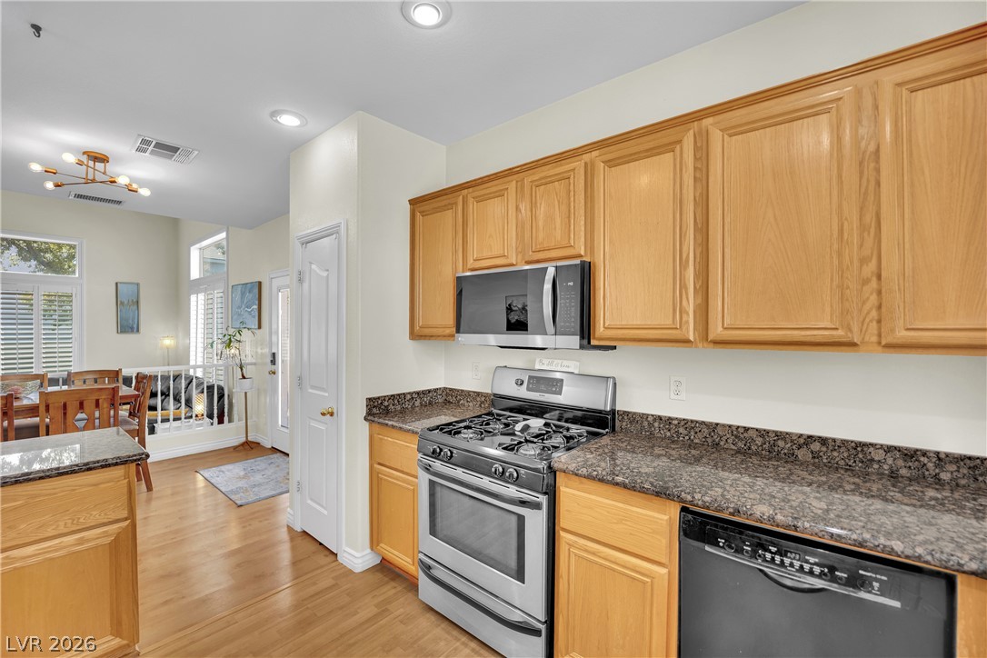 Photo 4 of 1532 Stone Valley Avenue