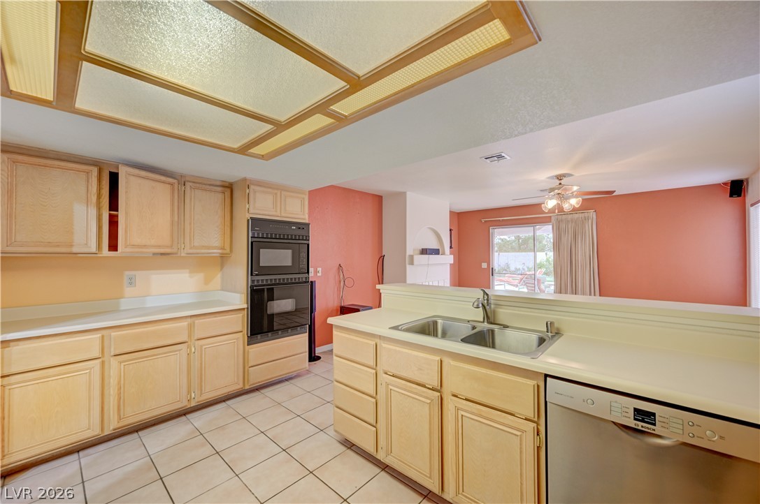 Photo 10 of 59, 809 Upland Boulevard