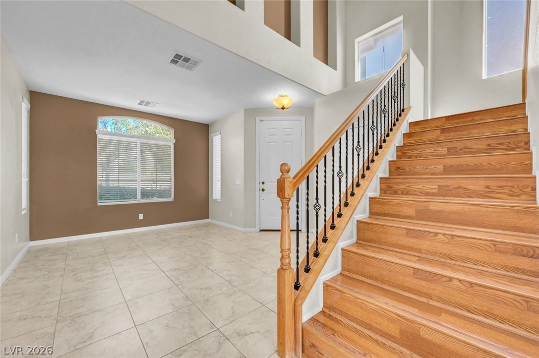 977 SPARKLING LIGHT Street, Henderson 89052