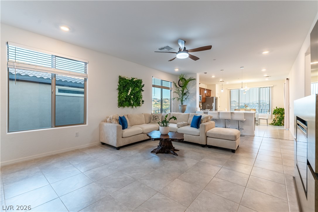 Photo 8 of 63, 139 Palm Fox Court