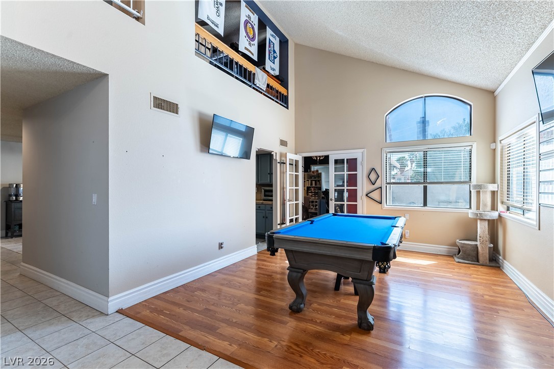 Photo 3 of 138 Monteen Drive