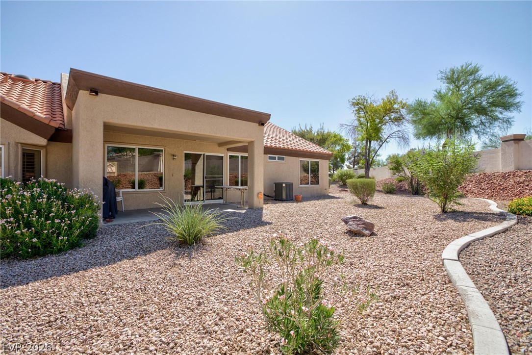 Photo 7 of 43, 2401 Dove Valley Court