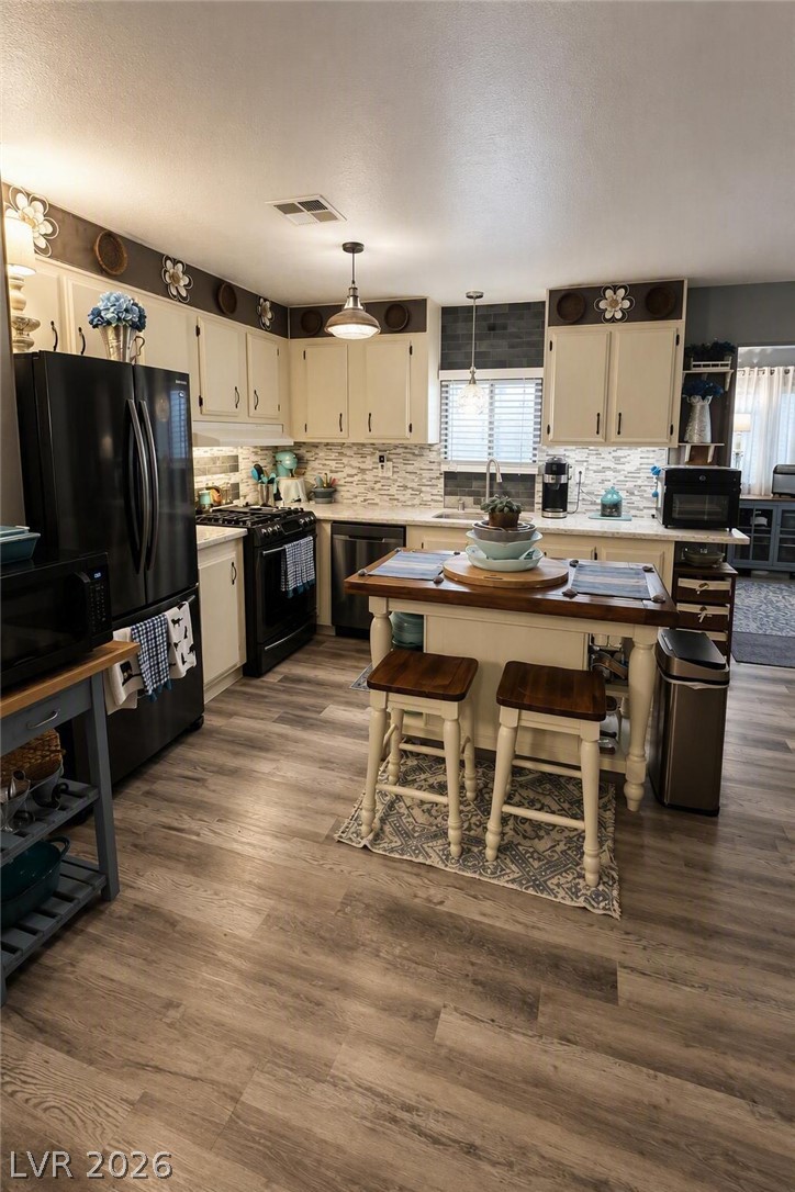 Photo 5 of 3360 Fort Smith Drive