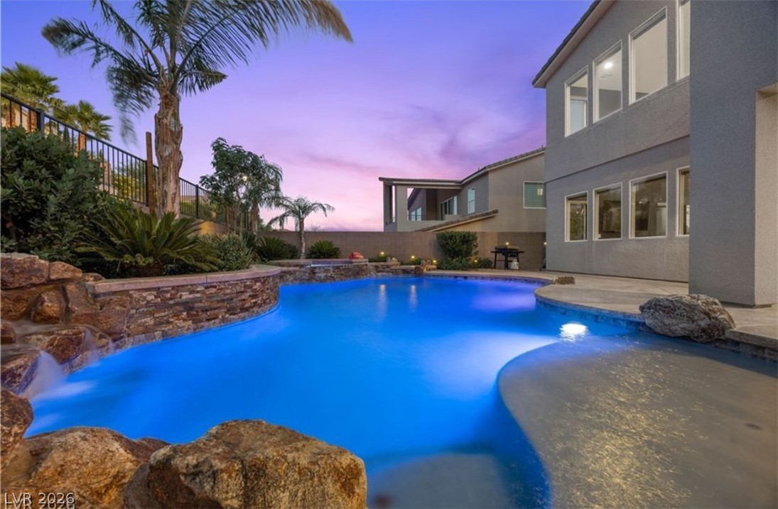 28 Vista Outlook Street, Henderson 89011