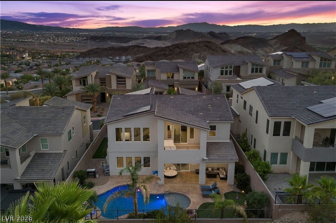 28 Vista Outlook Street, Henderson 89011