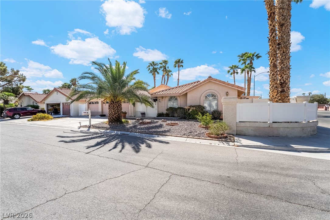 Photo 3 of 2621 Batelli Court