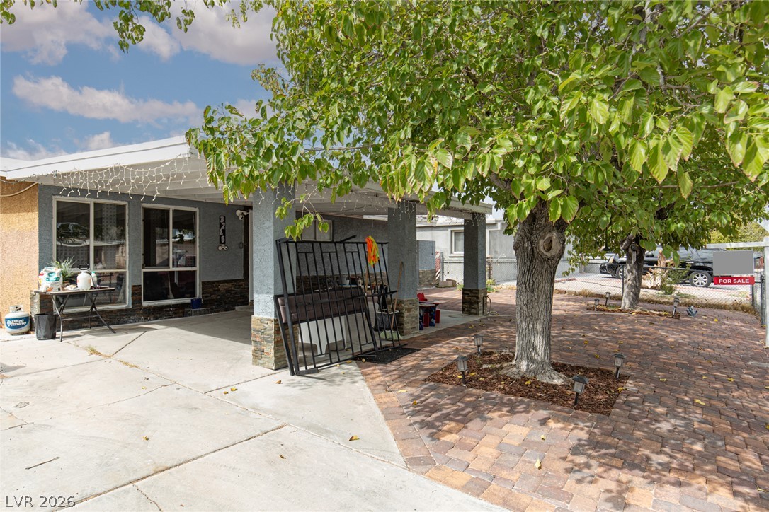 Photo 5 of 3216 Osage Avenue