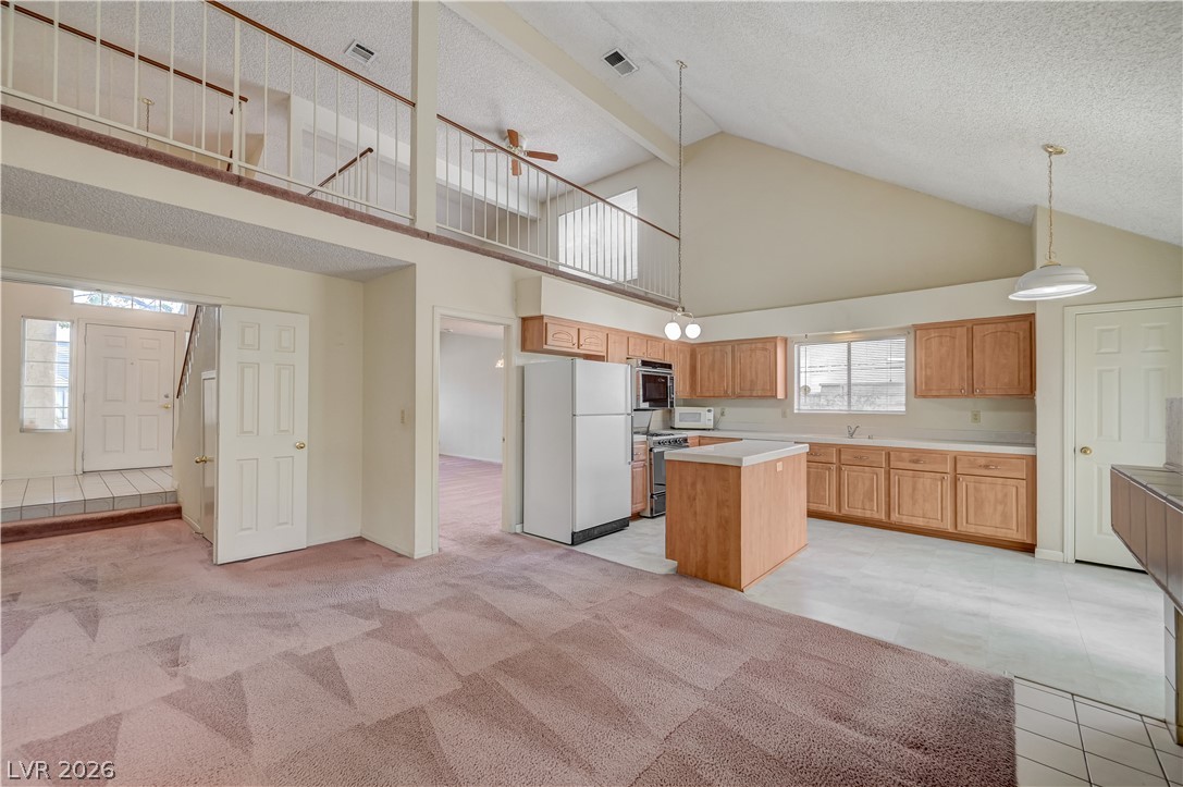 Photo 11 of 56, 7129 Deepriver Circle