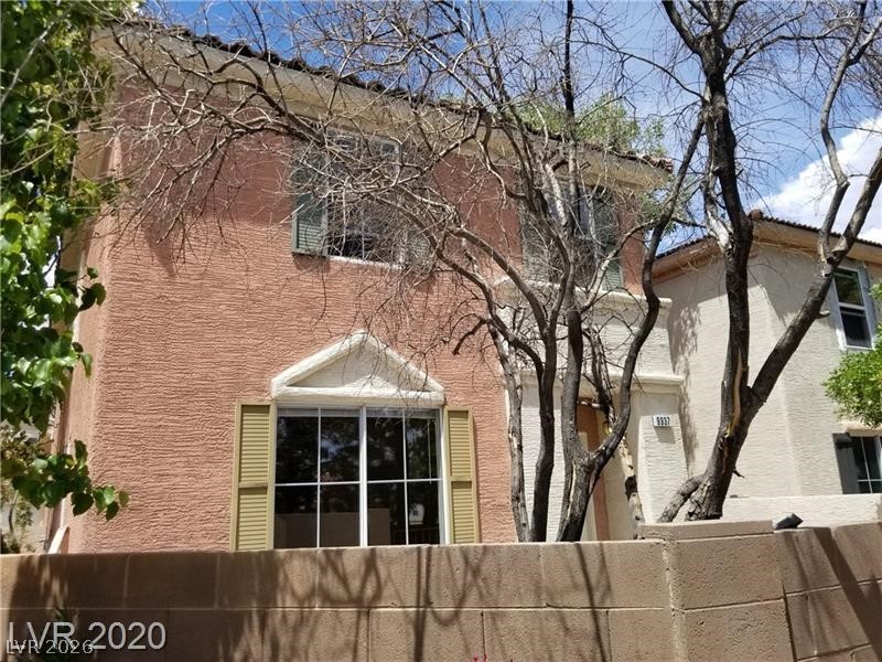 Photo 11 of 41, 9937 La Paca Avenue