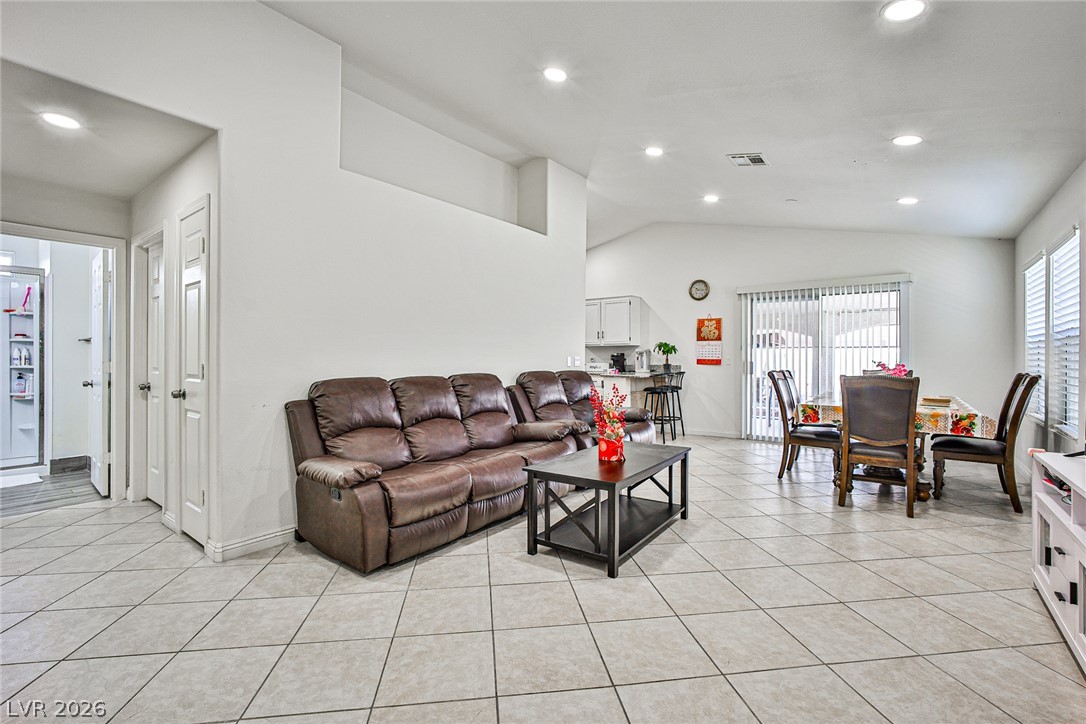 Photo 6 of 31, 5519 Night Swim Lane