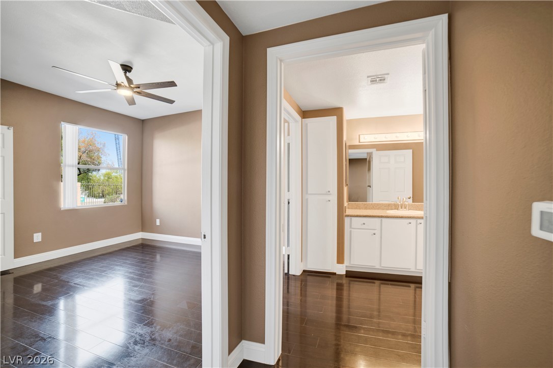 Photo 14 of 21, 8000 W Badura Avenue #1135