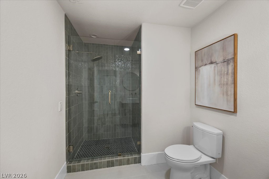 Photo 29 of 41, 8024 Shorecrest Drive