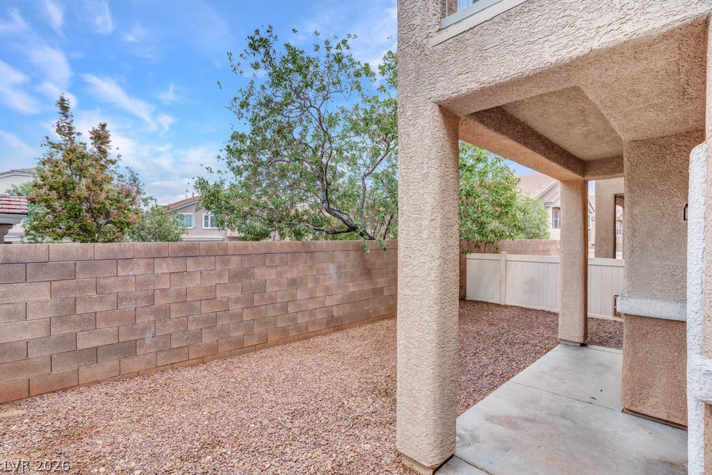 Photo 33 of 38, 8710 Horizon Wind Avenue #103