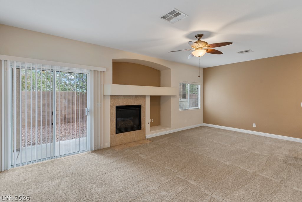 Photo 18 of 38, 8710 Horizon Wind Avenue #103