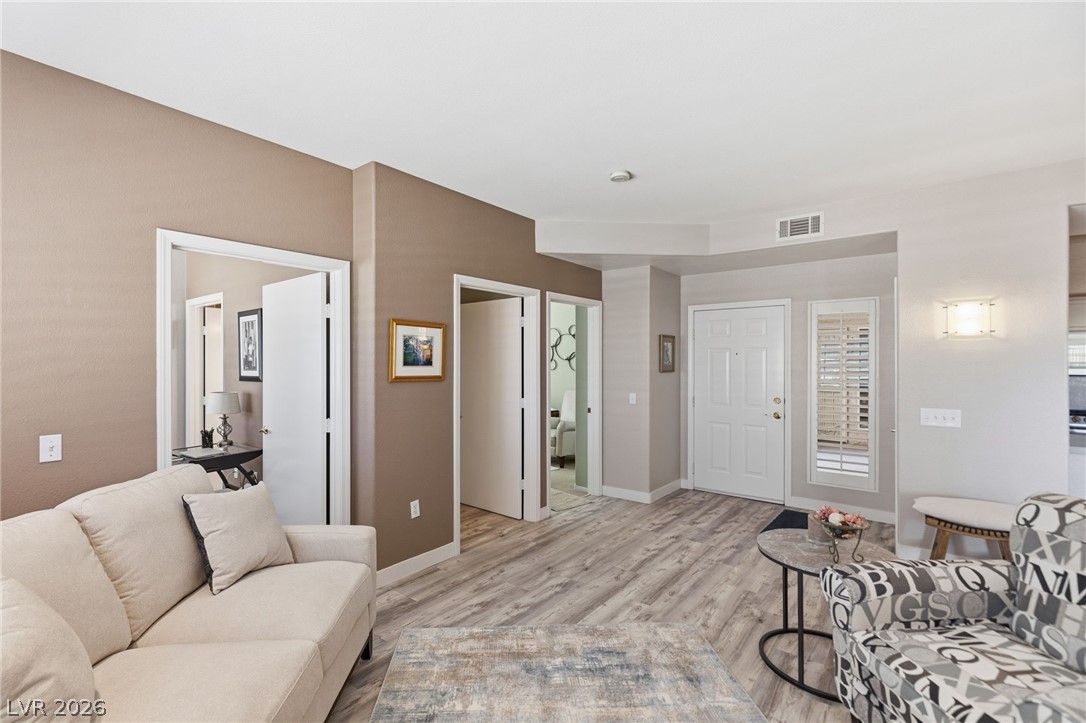 Photo 9 of 35, 8725 W Flamingo Road #102