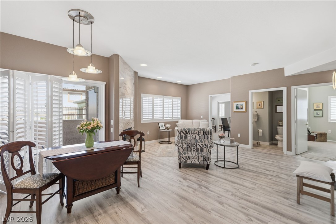 Photo 10 of 35, 8725 W Flamingo Road #102