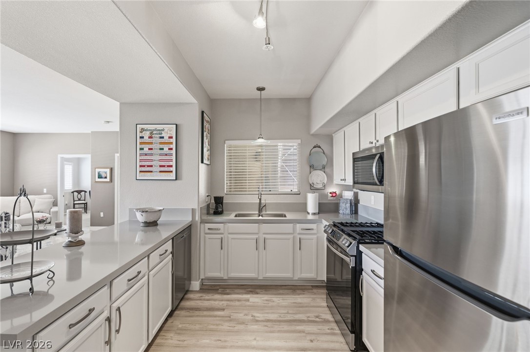 Photo 15 of 35, 8725 W Flamingo Road #102