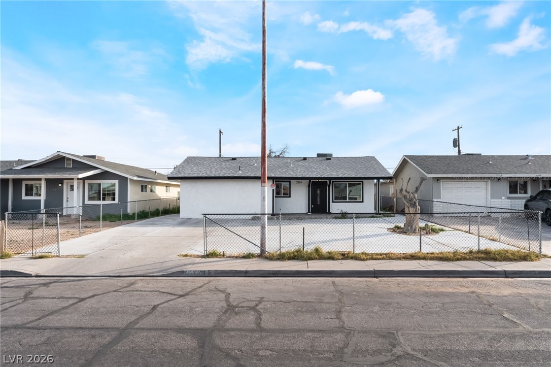 Photo 2 of 3215 Dillon Avenue