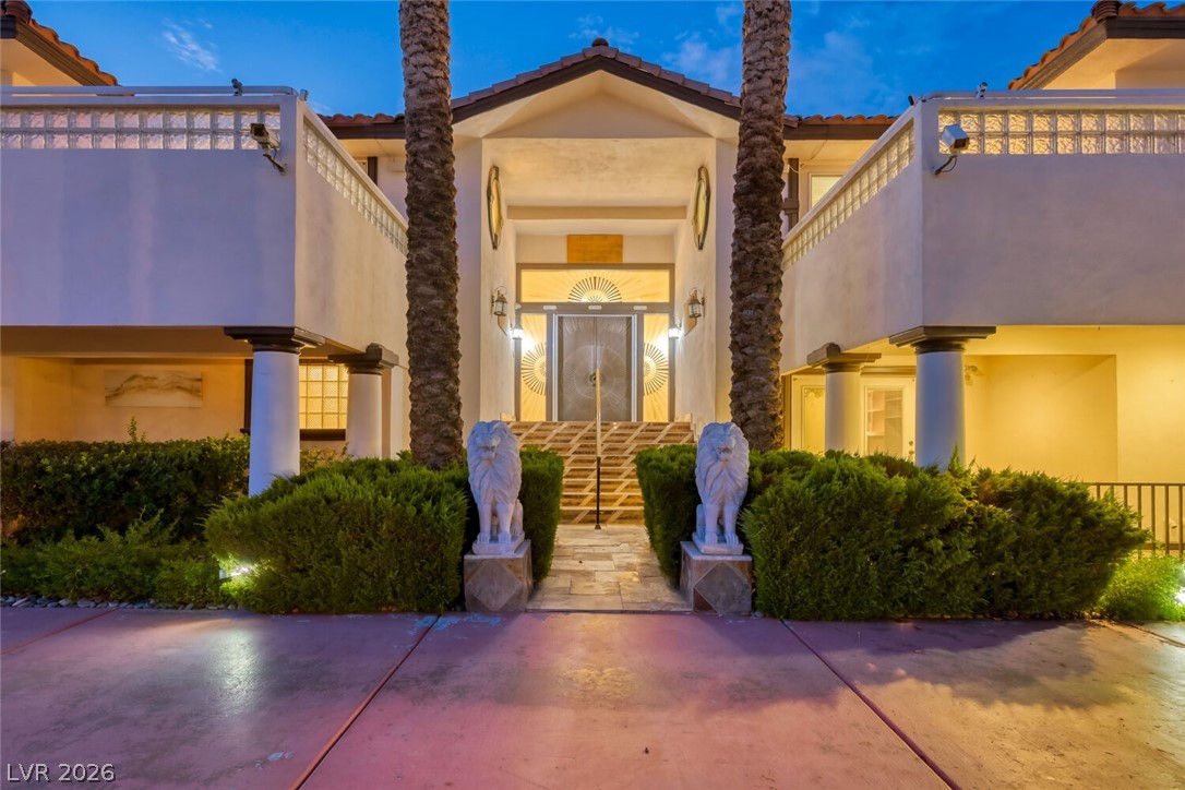 Photo 6 of 75, 2426 Palomino Lane