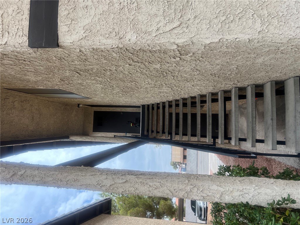 Photo 8 of 11, 1461 Tamareno Circle #C