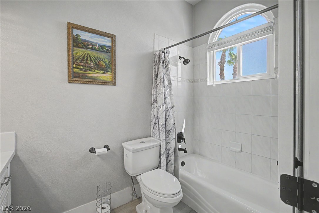 Photo 49 of 81, 1931 Del Font Court