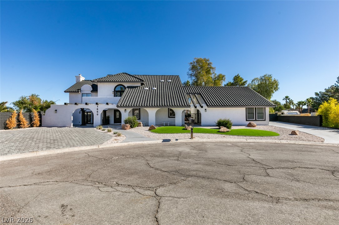 1860 Ski Slope Circle, Las Vegas 89117
