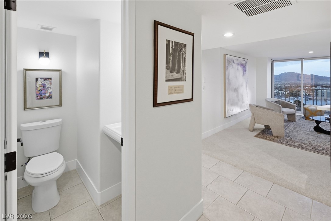 Photo 10 of 49, 3111 Bel Air Drive #15D