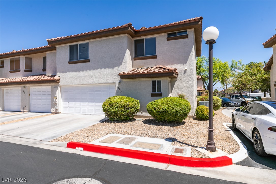 8012 Divine Drive, Las Vegas 89128