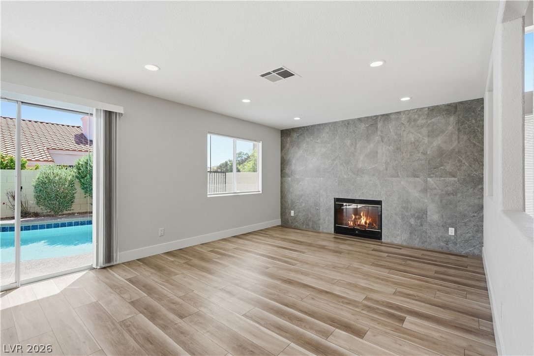 Photo 7 of 53, 1620 Western Lily Street