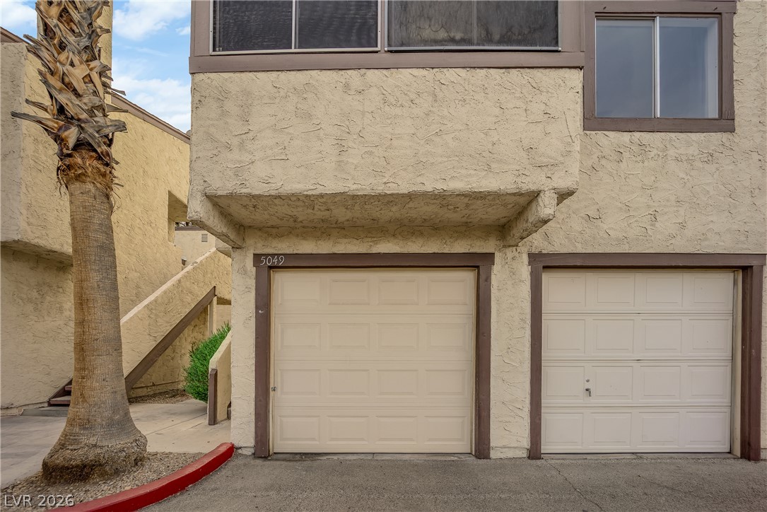 Photo 24 of 31, 5049 Spencer Street #A