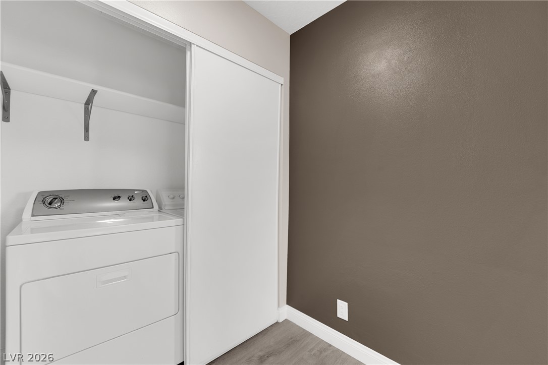 Photo 22 of 31, 5049 Spencer Street #A