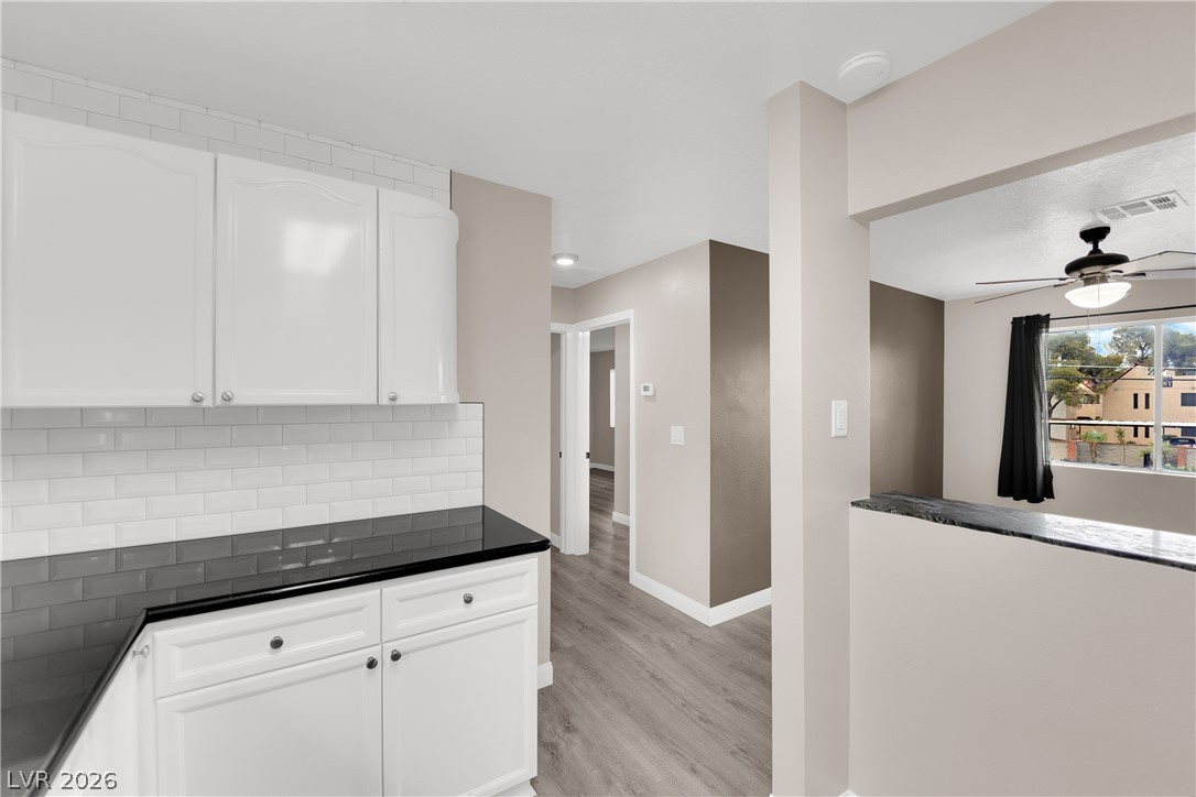 Photo 10 of 31, 5049 Spencer Street #A