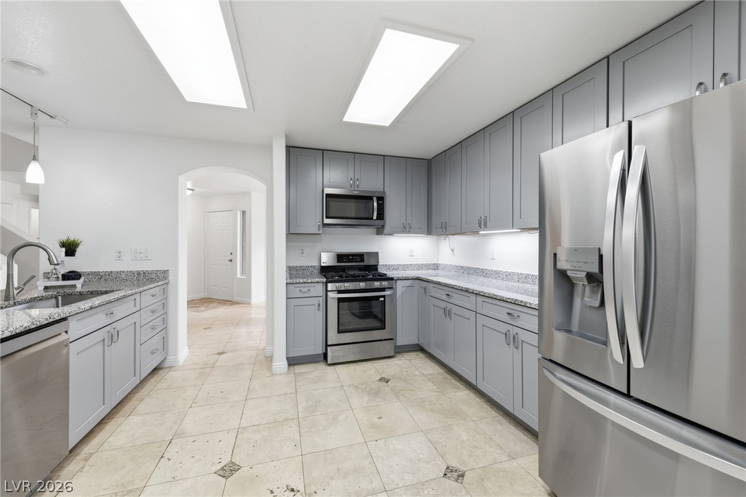 Photo 7 of 20, 7717 Sanction Avenue