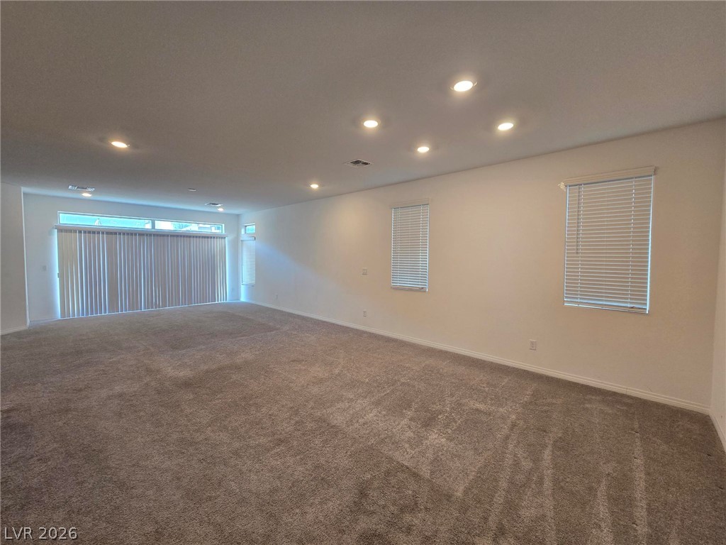 Photo 5 of 7047 Grace Estate Avenue