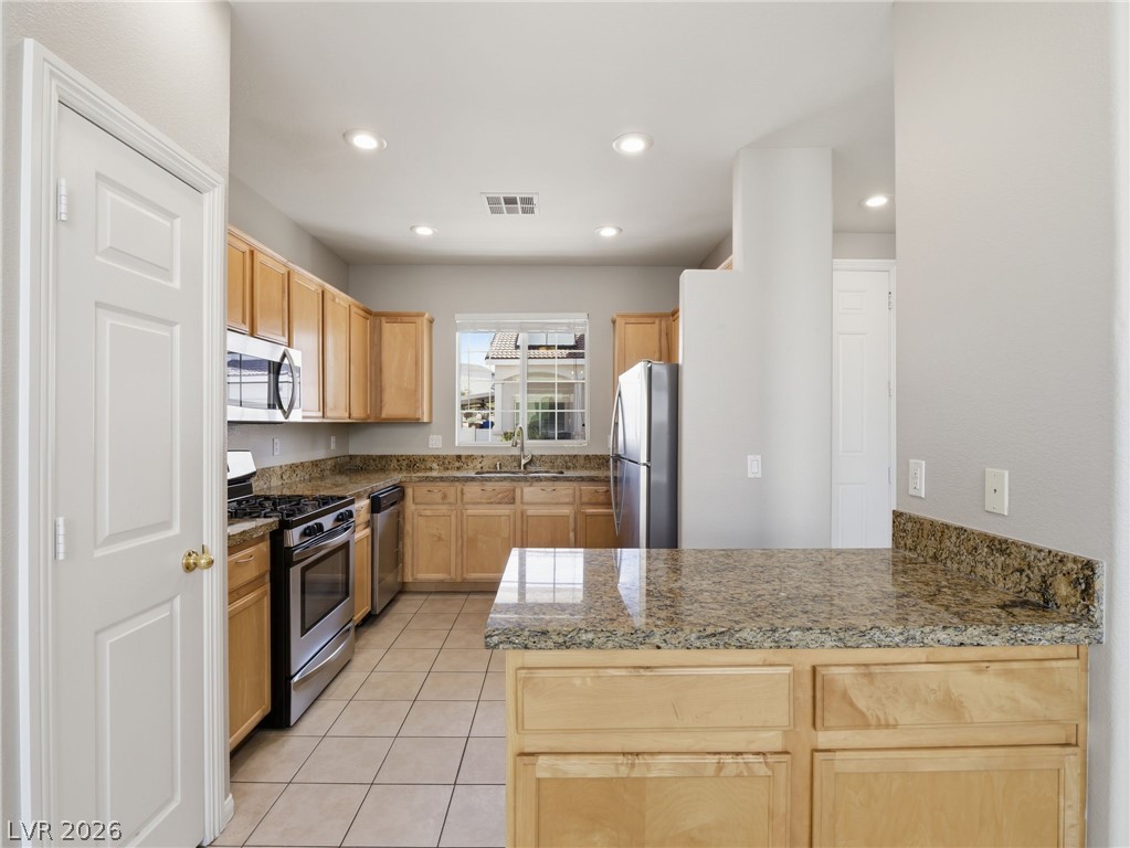 Photo 12 of 38, 10280 Cherry Brook Street