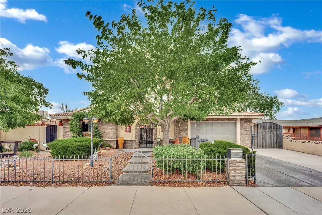 Photo 2 of 4550 Silver Peak Street