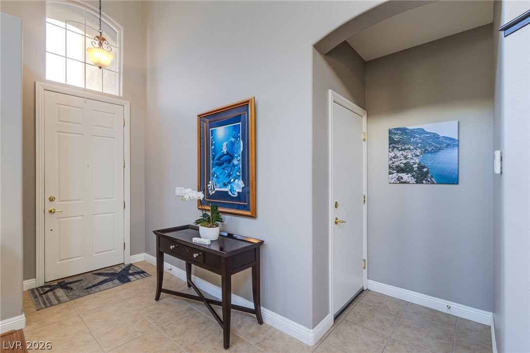 Photo 5 of 10067 Cranbrook Falls Court
