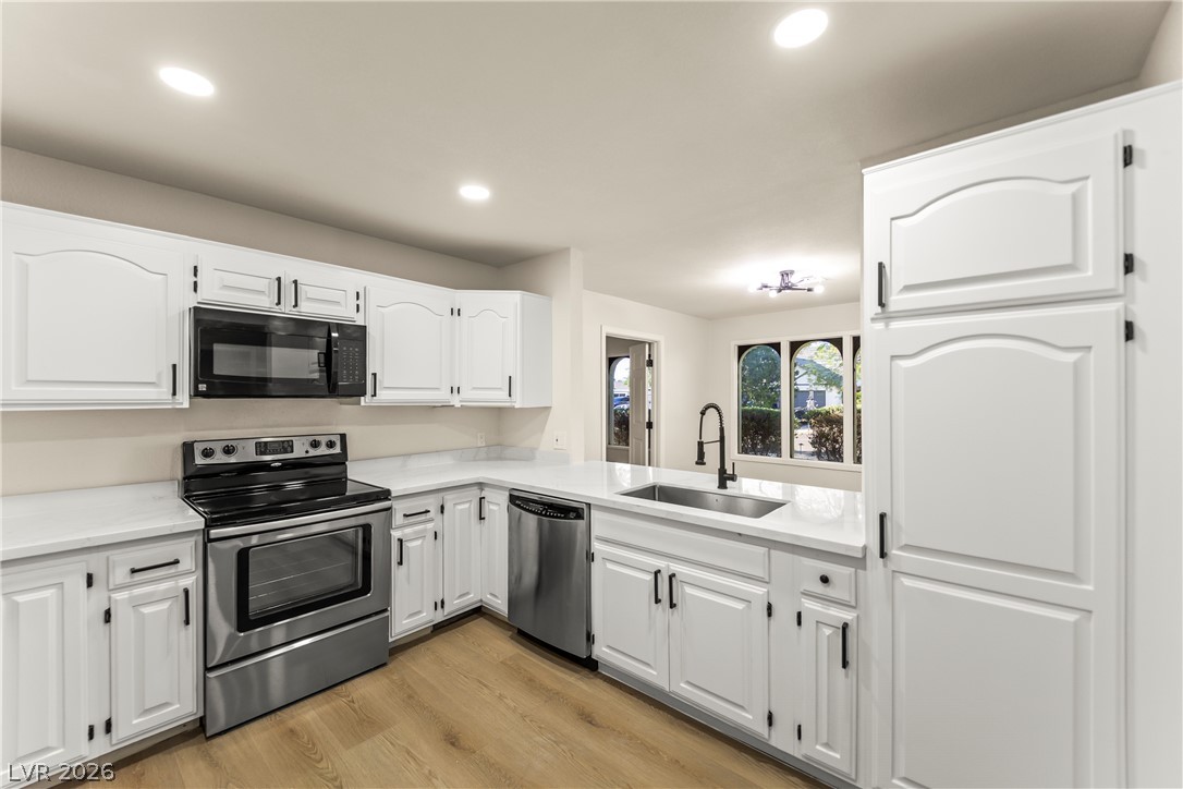 Photo 9 of 42, 4444 Denia Circle
