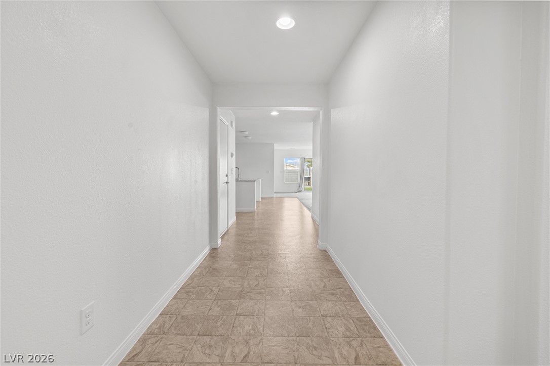 Photo 6 of 32, 132 W Winston Lane