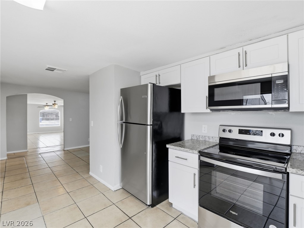 Photo 11 of 28, 5132 Hallet Drive