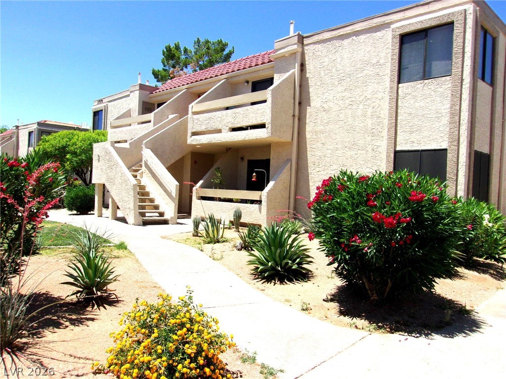 Photo 2 of 3720 Desert Marina Drive #33