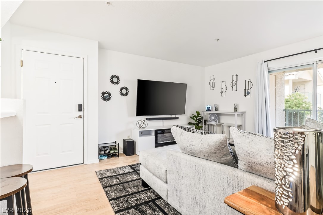 Photo 13 of 45, 3550 Bay Sands Drive #1031