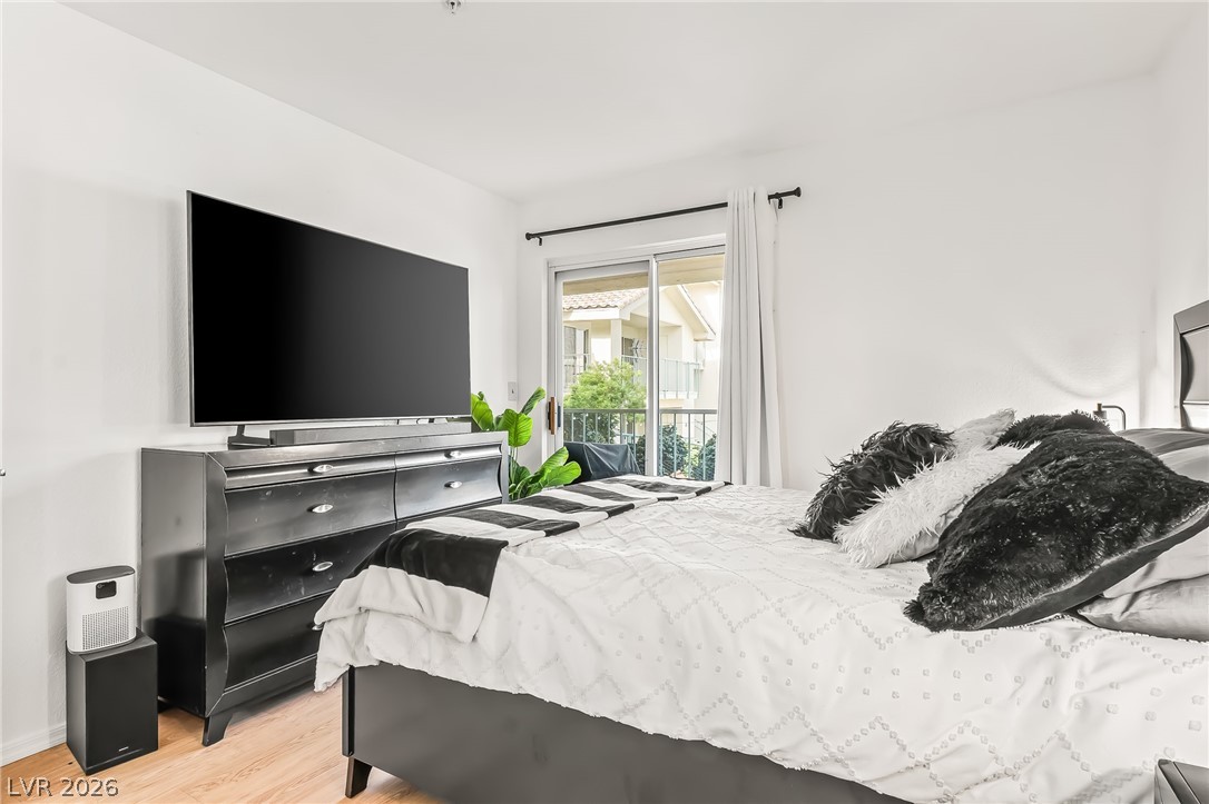 Photo 15 of 45, 3550 Bay Sands Drive #1031